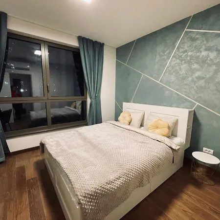 Arcadia 22 Waterfront *